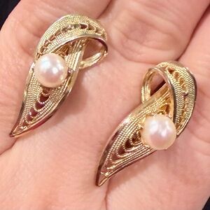Elegant Pearl Earrings
